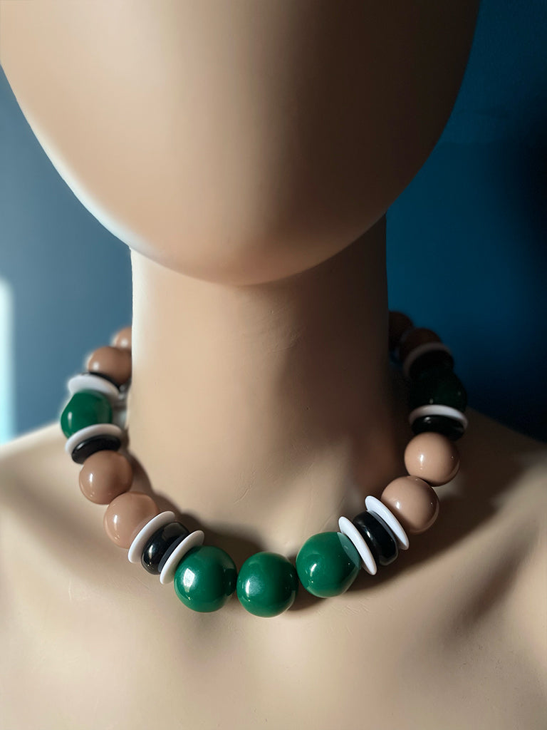 Collar Pumas Verde AVII